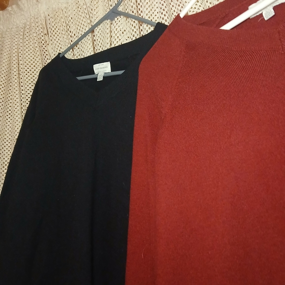 Lucky Brand 2 Piece Black and Red V Neck Sweater Set Cotton Blend Size Small - Picture 8 of 14